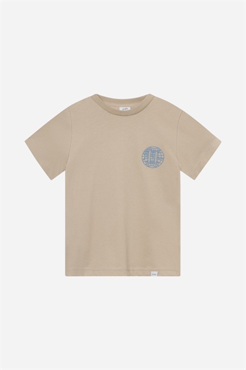 Les Deux Globe T-Shirt - Light Desert Sand/WDB